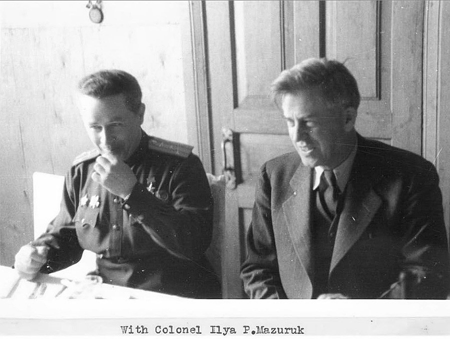 Са пуковником Иљом Мазуруком, мај 1944.