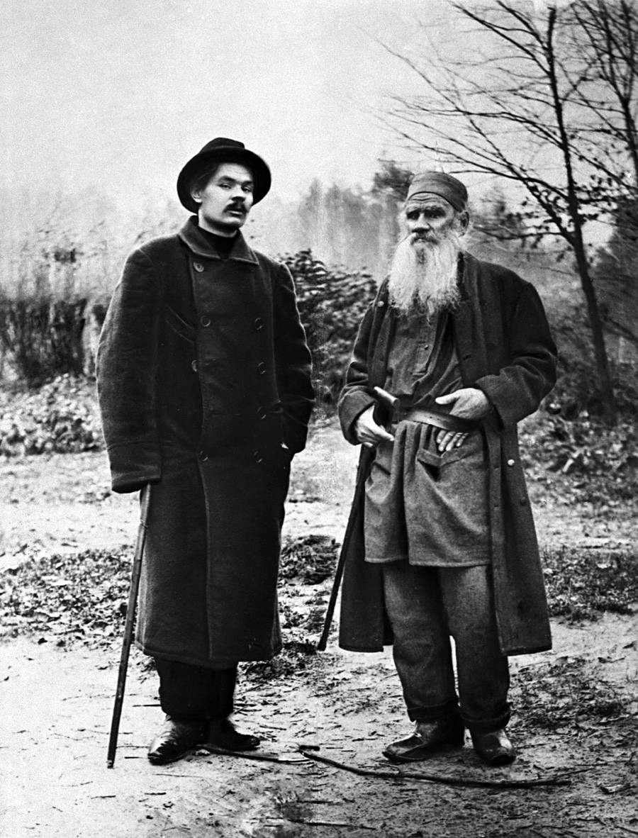 Maxim Gorki und Leo Tolstoi, 1900