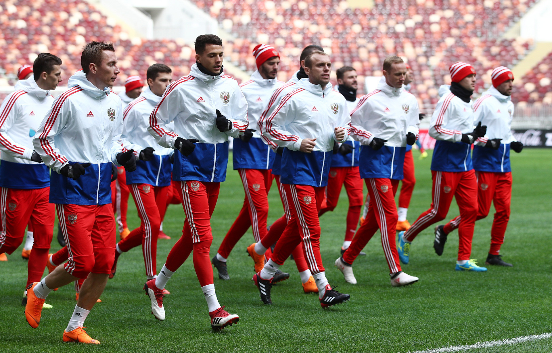 Timans Rusia berlatih sebelum pertandingan persahabatan lawan Brazil, Maret 2018.

