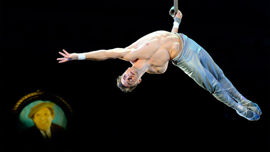 Gimnastičar Sergej Akimov, Moskovski cirkus na Cvjetnom bulevaru.


