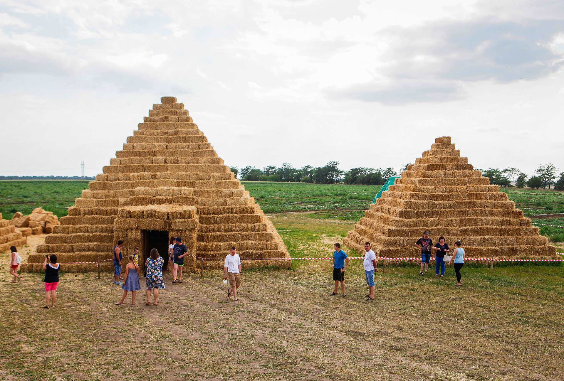 Egyptian pyramids out of hay 