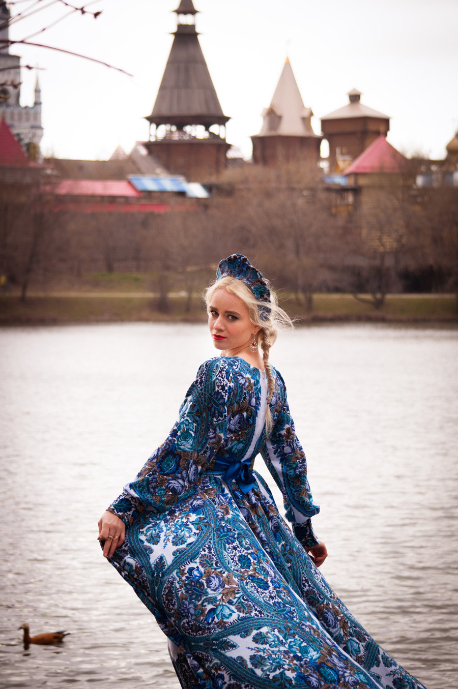 russian dresses modern