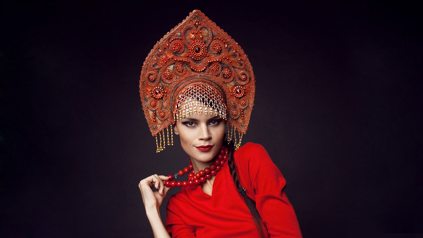 medieval russian headdress