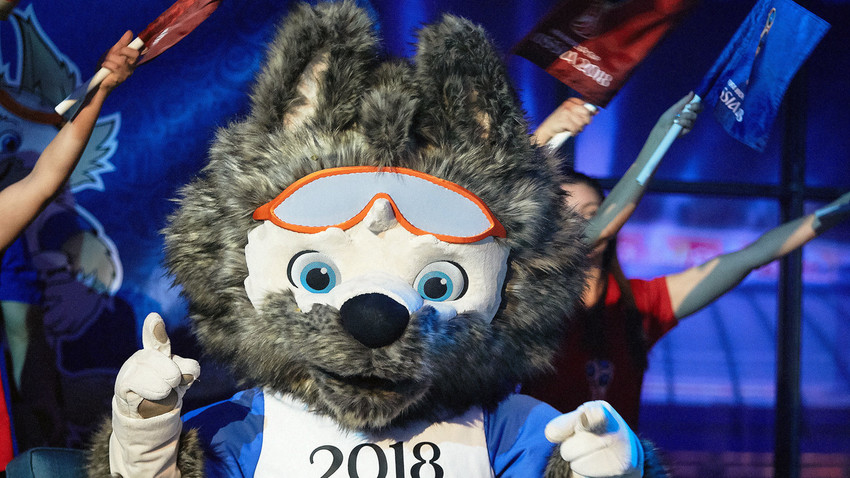 Serigala Zabivaka, maskot Piala Dunia 2018 di Rusia.