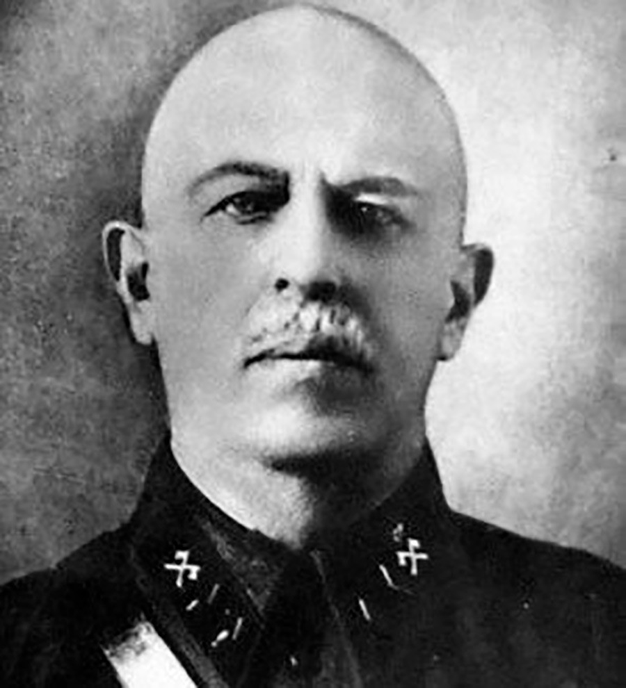 Сергеј Хмељков.