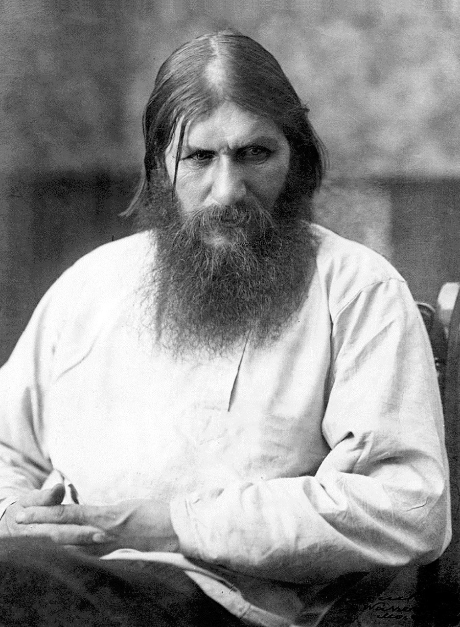 O místico Grigóri Raspútin, que teve papel fundamental nos últimos anos da família Romanov.