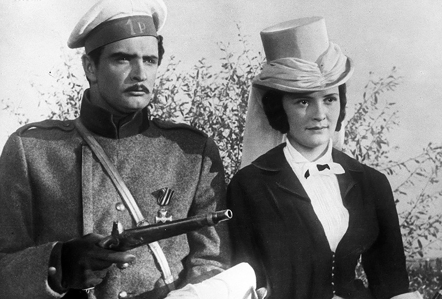 Leonid Gubanov as Grushnitsky and Karina Shmarinova as Princess Mary in a scene from the movie 
