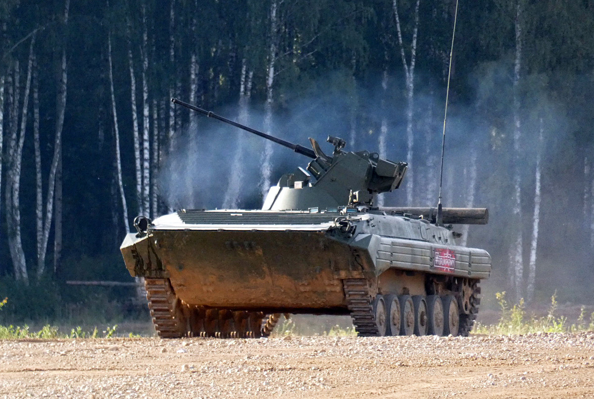 La primera nueva propuesta de Uralvagonzavod fue una versión mejorada del vehículo de combate de infantería BMP-1 bautizado como Basurmanin.