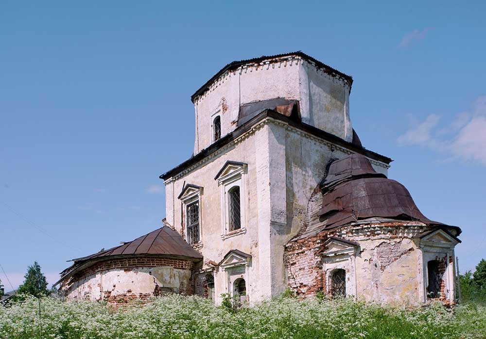 Ruins of Church of the Intercession, southeast view. June 9, 2010.