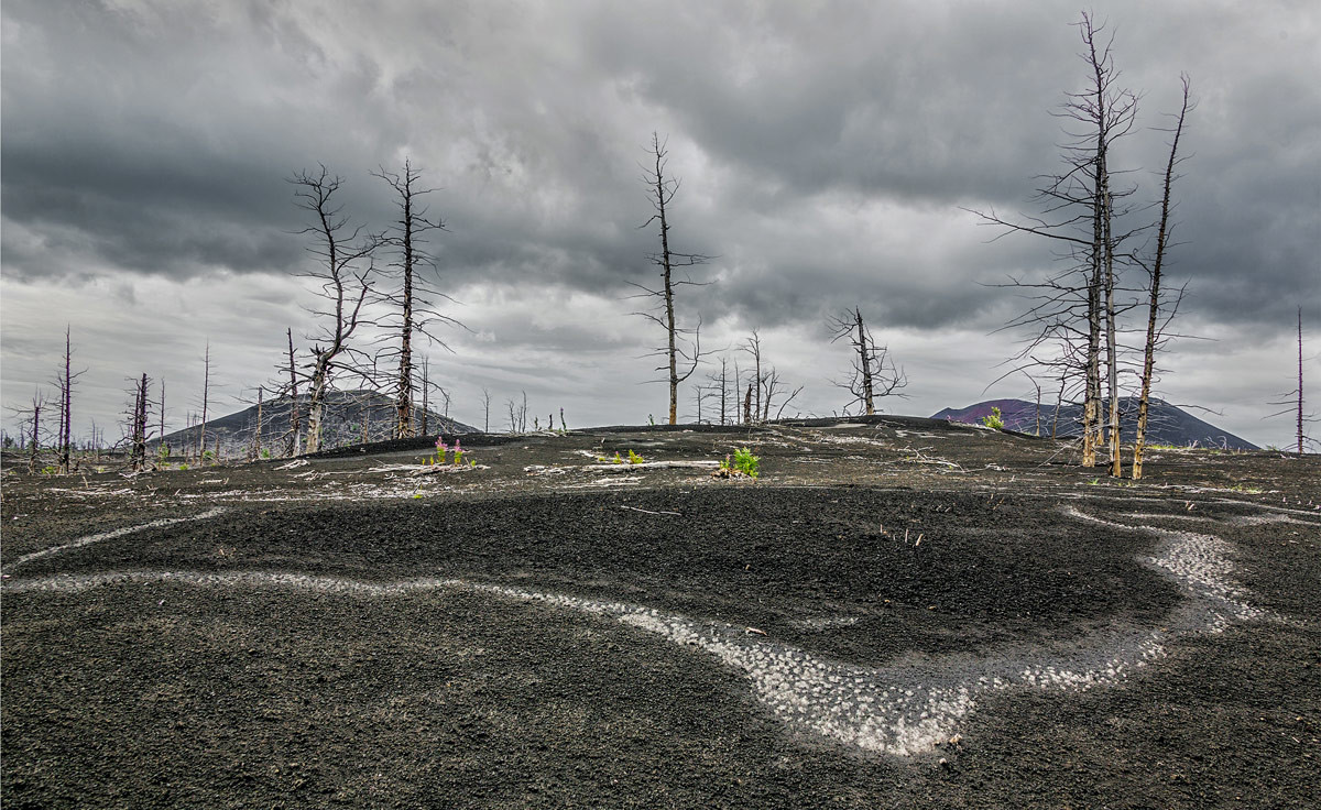 How the Devil's Graveyard may look (this is really a photo made in Kamchatka region after a volcanic eruption)