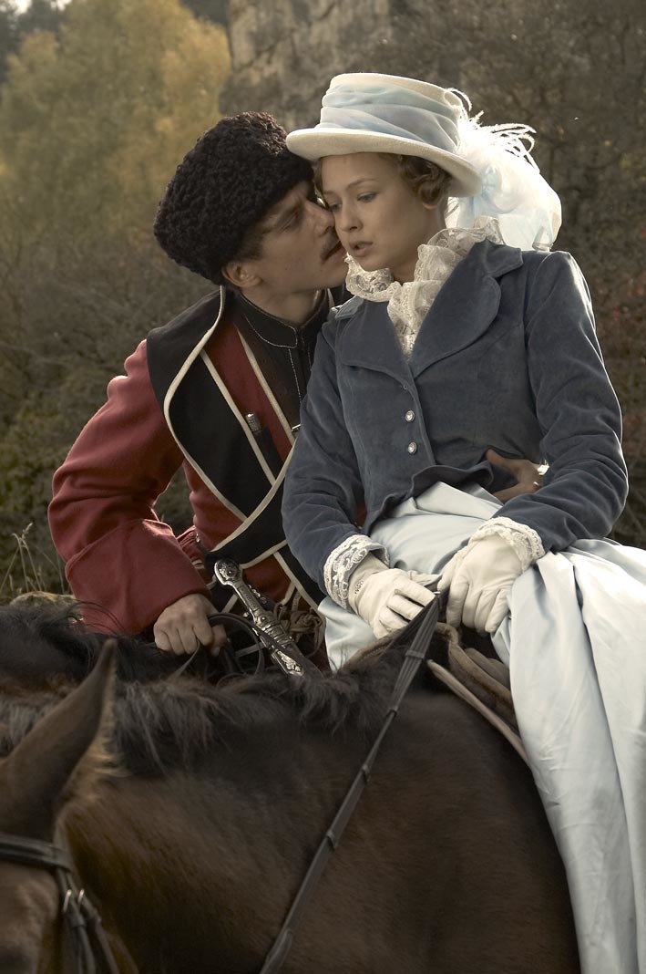 Pechorin and Mary on a horse walk. A screenshot from 2006 series 'A Hero of Our Time'