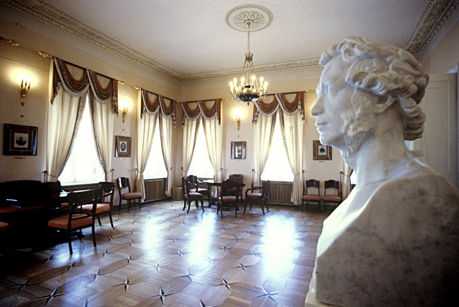 Interior da casa-museu de Púchkin