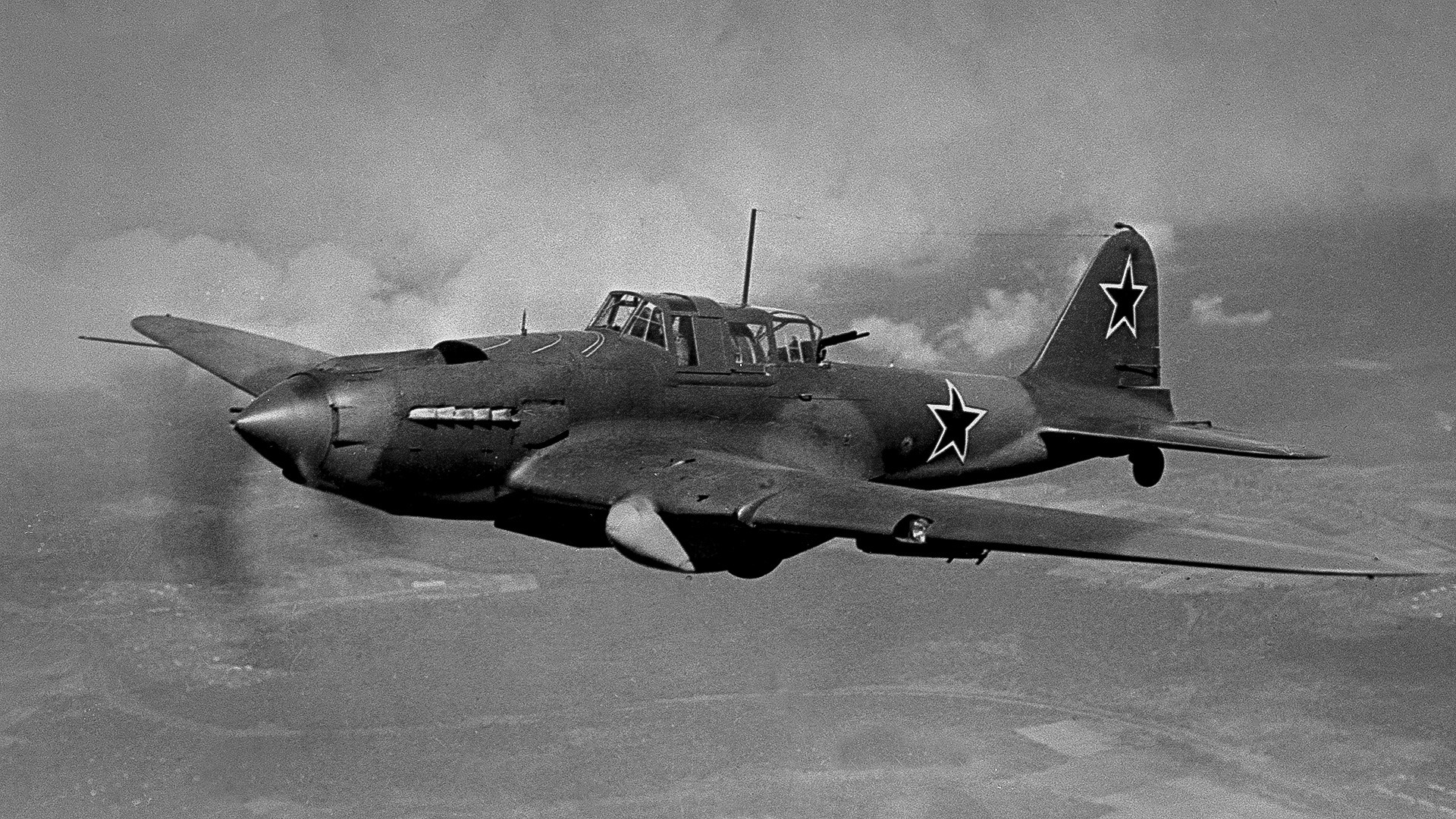 The key feature of the Il-2 was its armored-plating