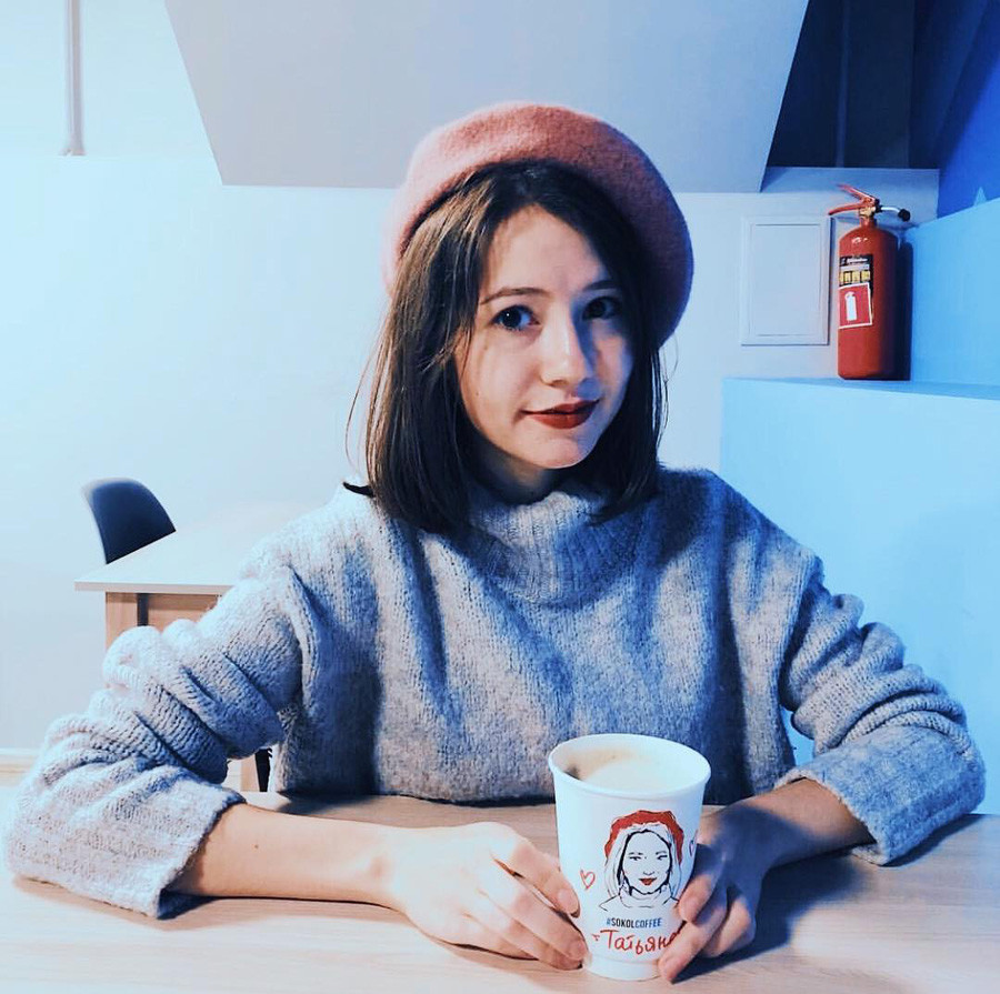 Cuanto Cuestan Las Tazas De Starbucks Bebida + un retrato personalizado: cuando un café de San Petersburgo supera  a Starbucks - Russia Beyond ES