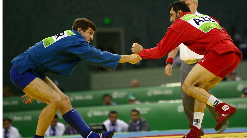 Finale evropskih iger 2015 v Bakuju, sambo, moški do 74 kg, Papou Stisapjan (Belorusija) vs. Ajmergen Atkinov (Rusija)