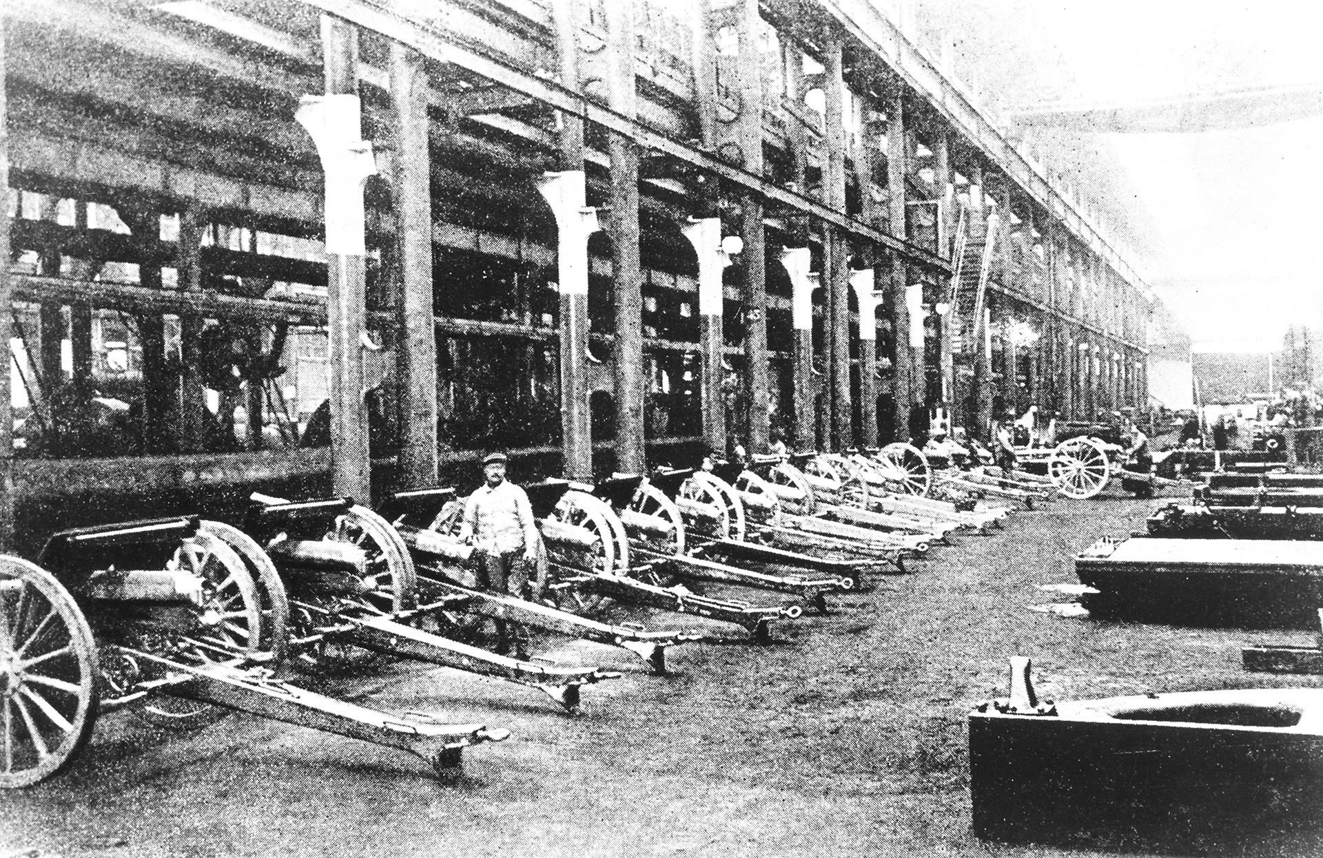 In 1916, Russian industry overcame the deficit of war supplies