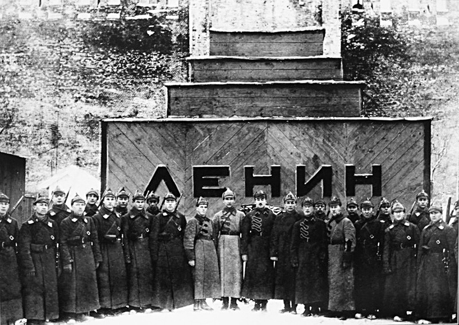 Straža Prve sovjetske ujedinjene vojne škole Radničko-seljačke crvene armije 