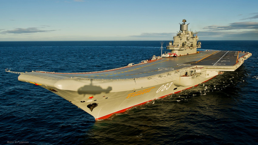 Letalonosilka Admiral Kuznjecov leta 2012
