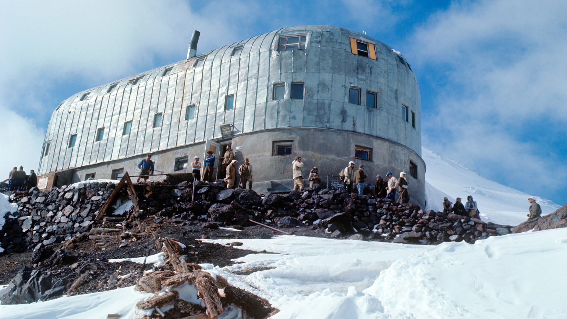 „Prijut 11“ auf dem Elbrus: Wie entstand das höchste Hotel Russlands ...