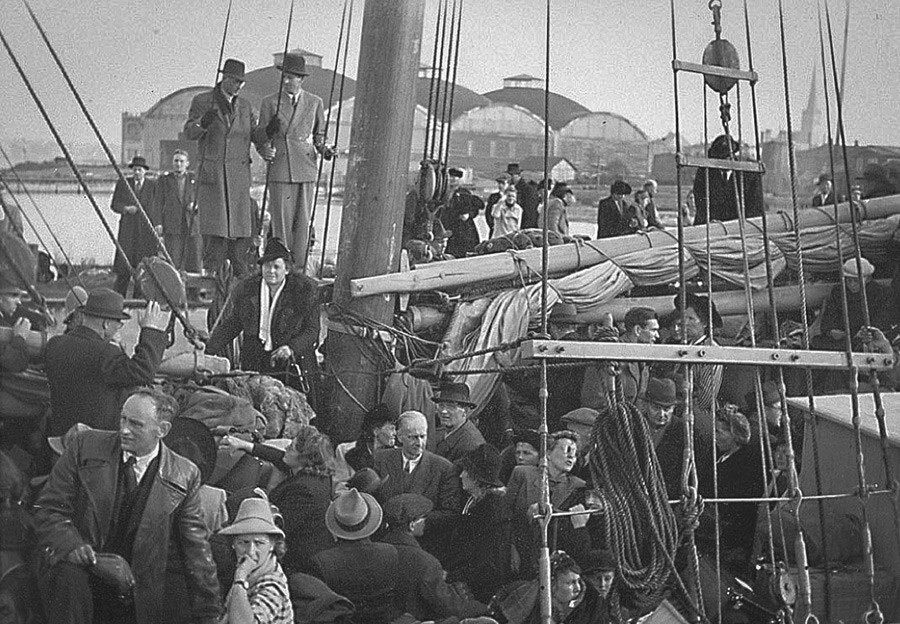 Евакуация на естонски шведи от Талин през 1944 година