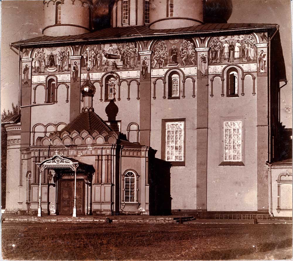 Cathedral of the Dormition. North facade with wall paintings. Summer 1910.