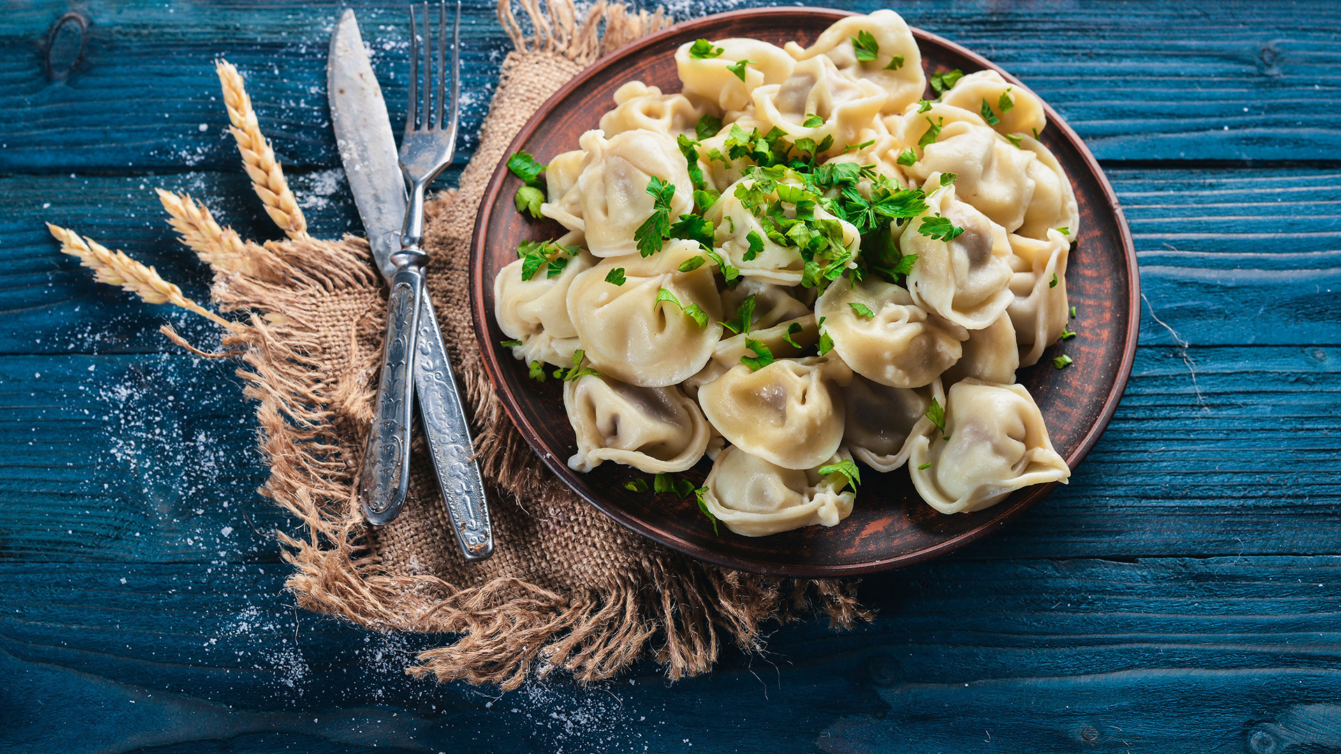 7 overrated Russian dishes that everybody is bored of - Russia Beyond