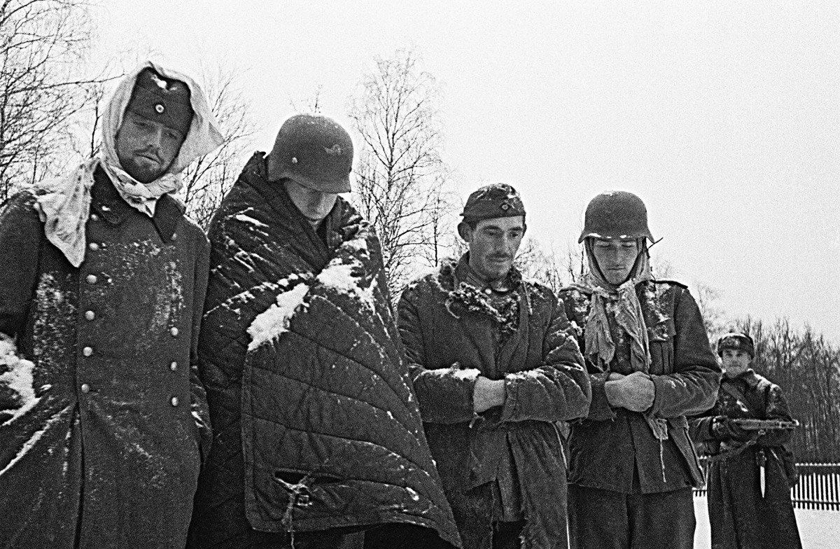 Prisioneros de guerra alemanes cerca de Moscú, 1941.