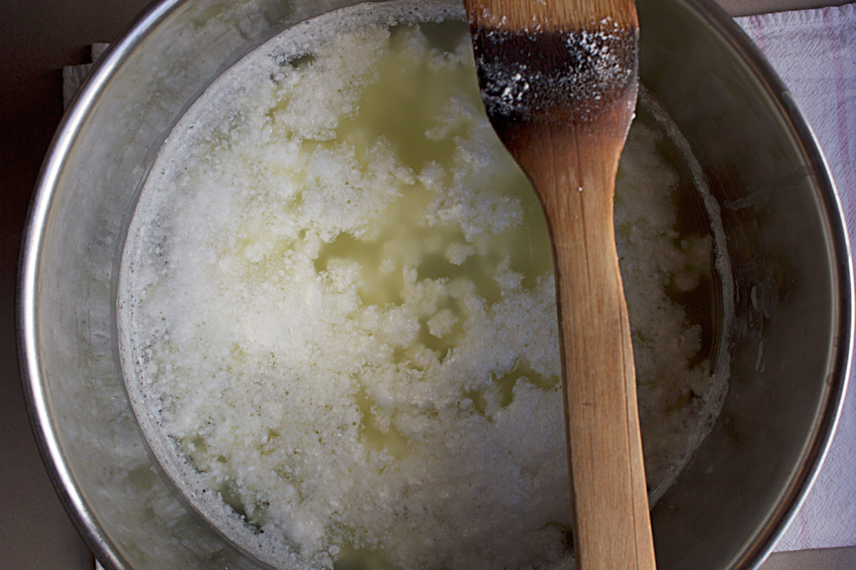 Kaukasische Köstlichkeit Wie Sie AdygeiKäse selbst zubereiten
