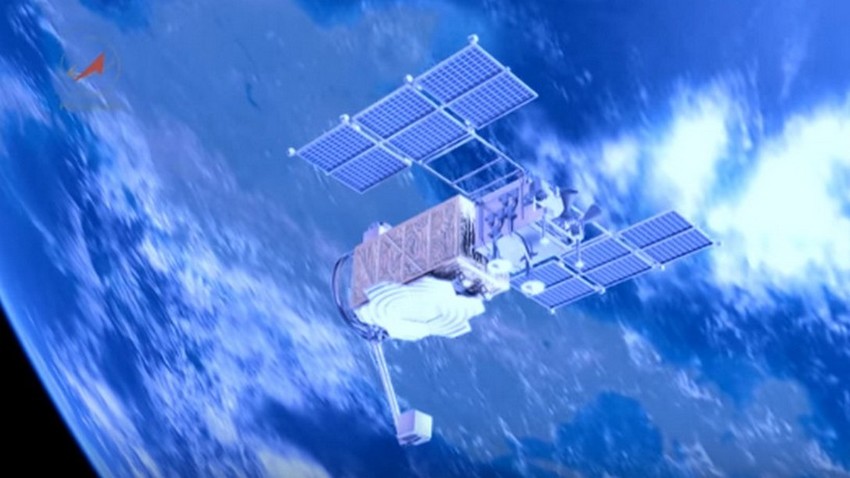Сателит „Ломоносов“ у орбити.
