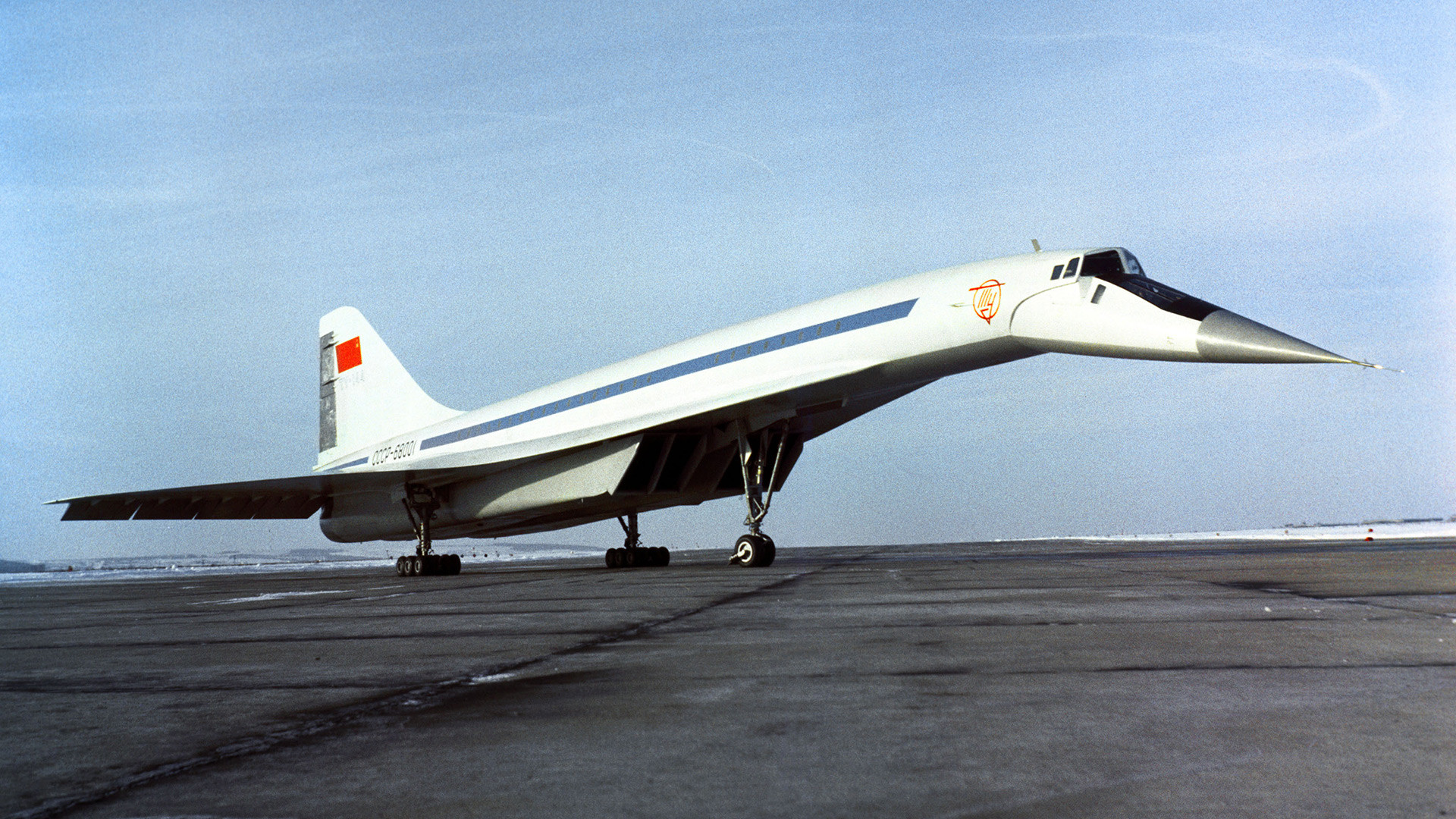 Potniško letalo Tu-144