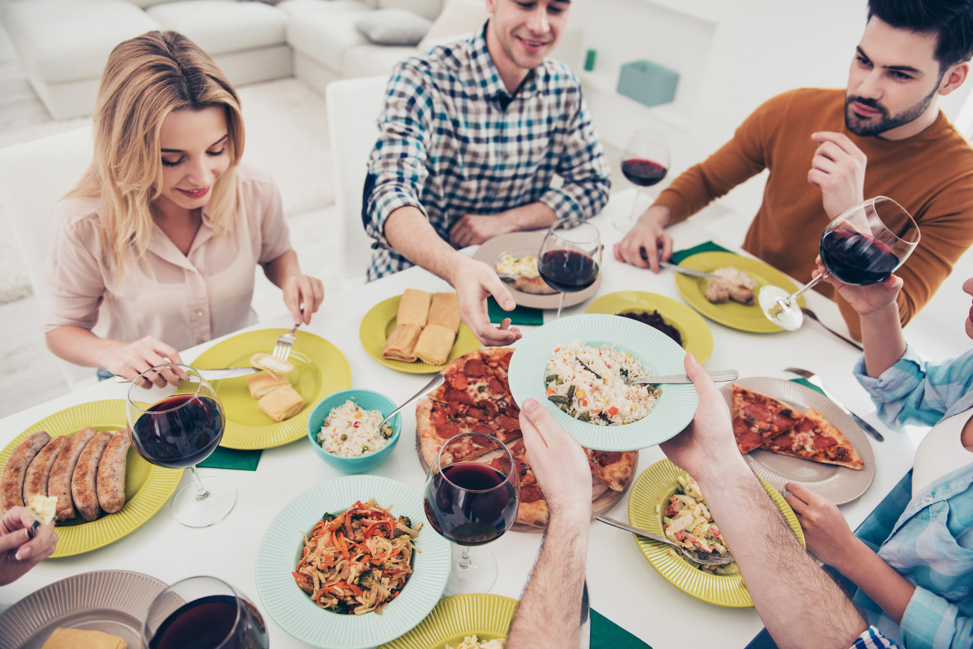 Comment se comporter en Russie pour n’offenser personne? - Russia Beyond FR