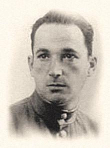 Aleksander Pečerski v začetku 40. let 20. stoletja