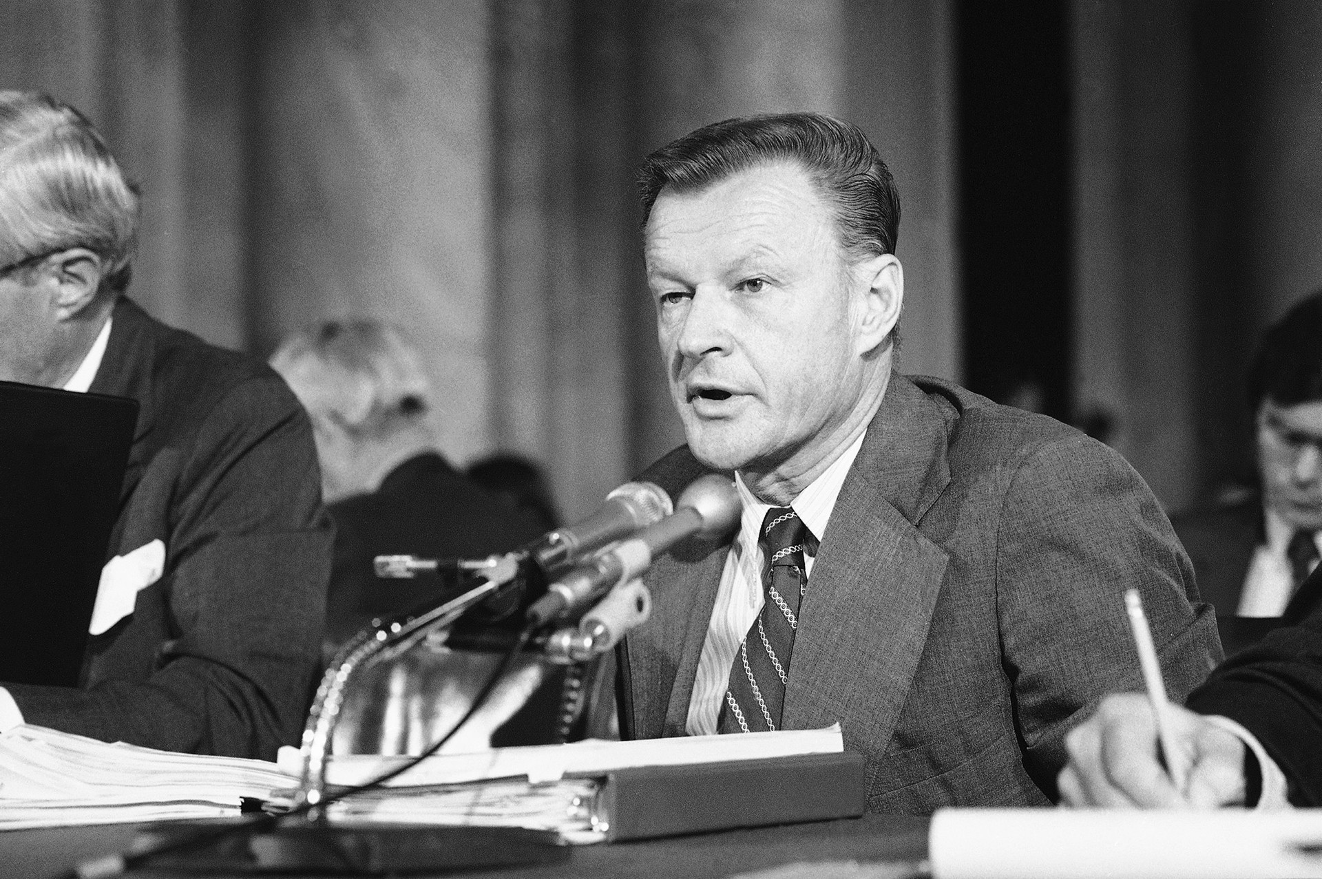 Assessor de segurança nacional do presidente norte-americano Zbigniew Brzezinski (retratado aqui em 1980). Até a década de 2000, o fracasso da incursão soviética parecia uma grande vitória para Washington
