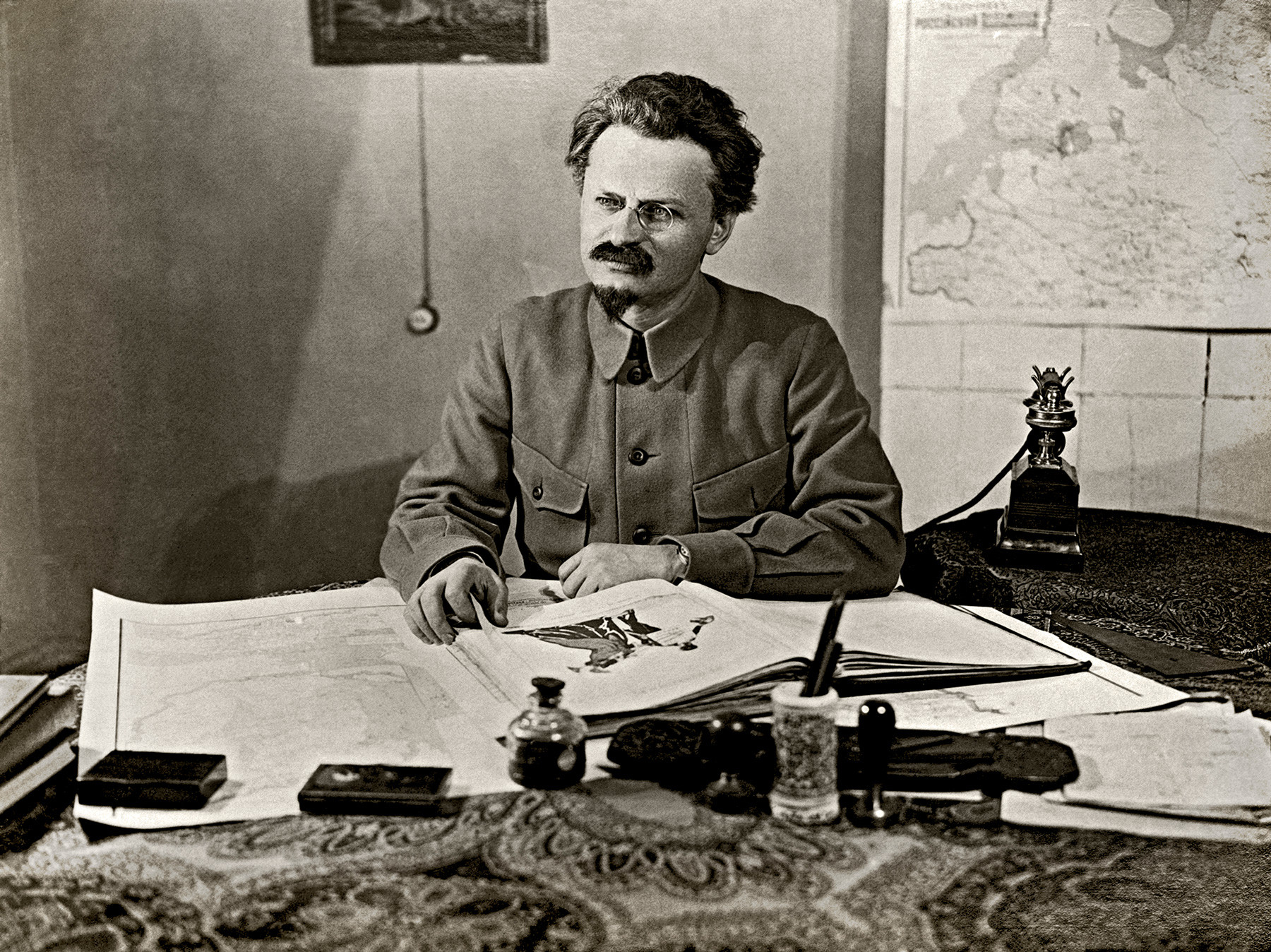 Leo Trotsky