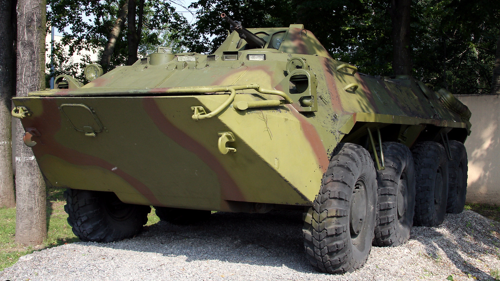 Vehículo blindado BTR-70.