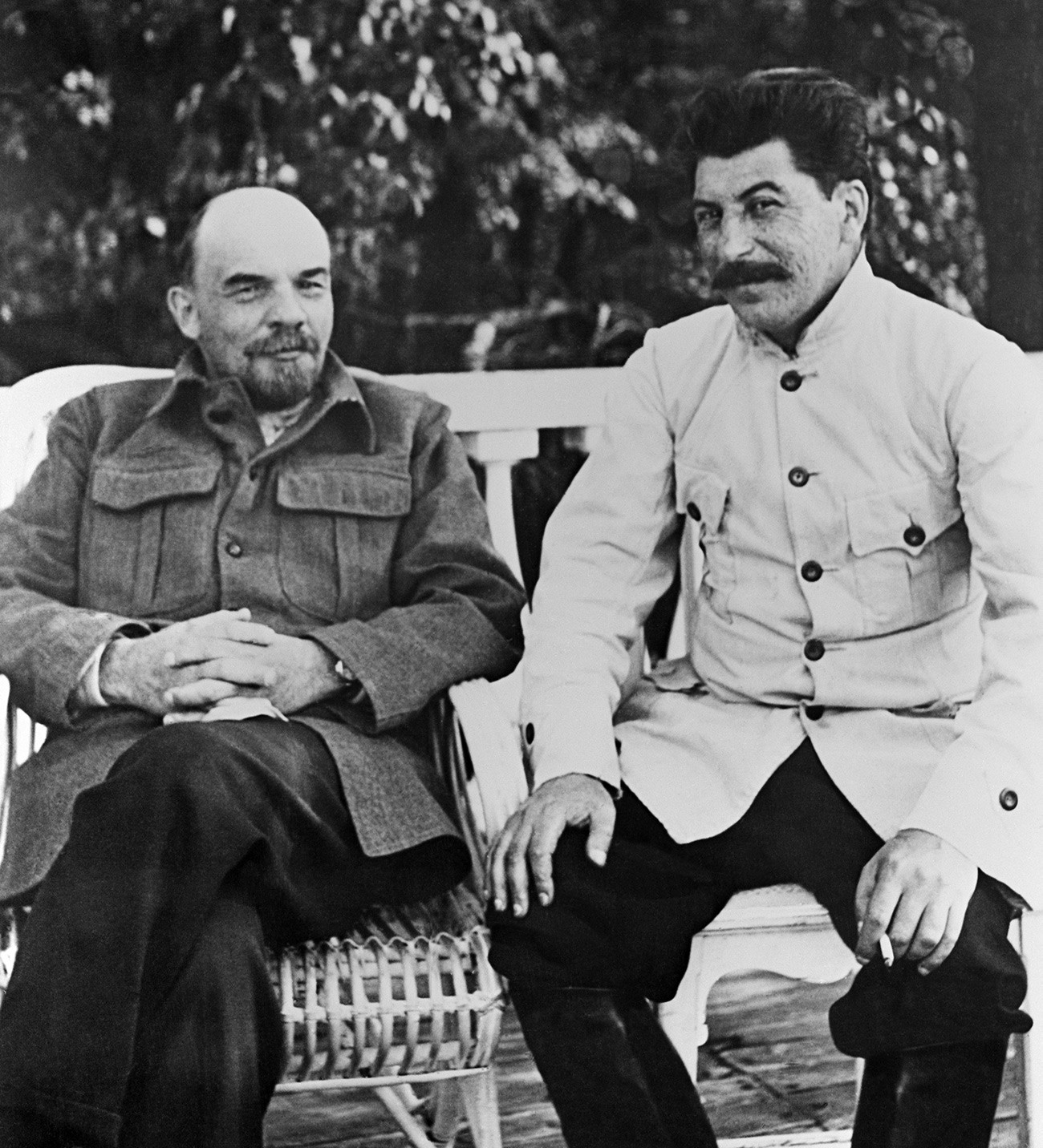 Joseph Stalin and Vladimir Lenin in the countryside.