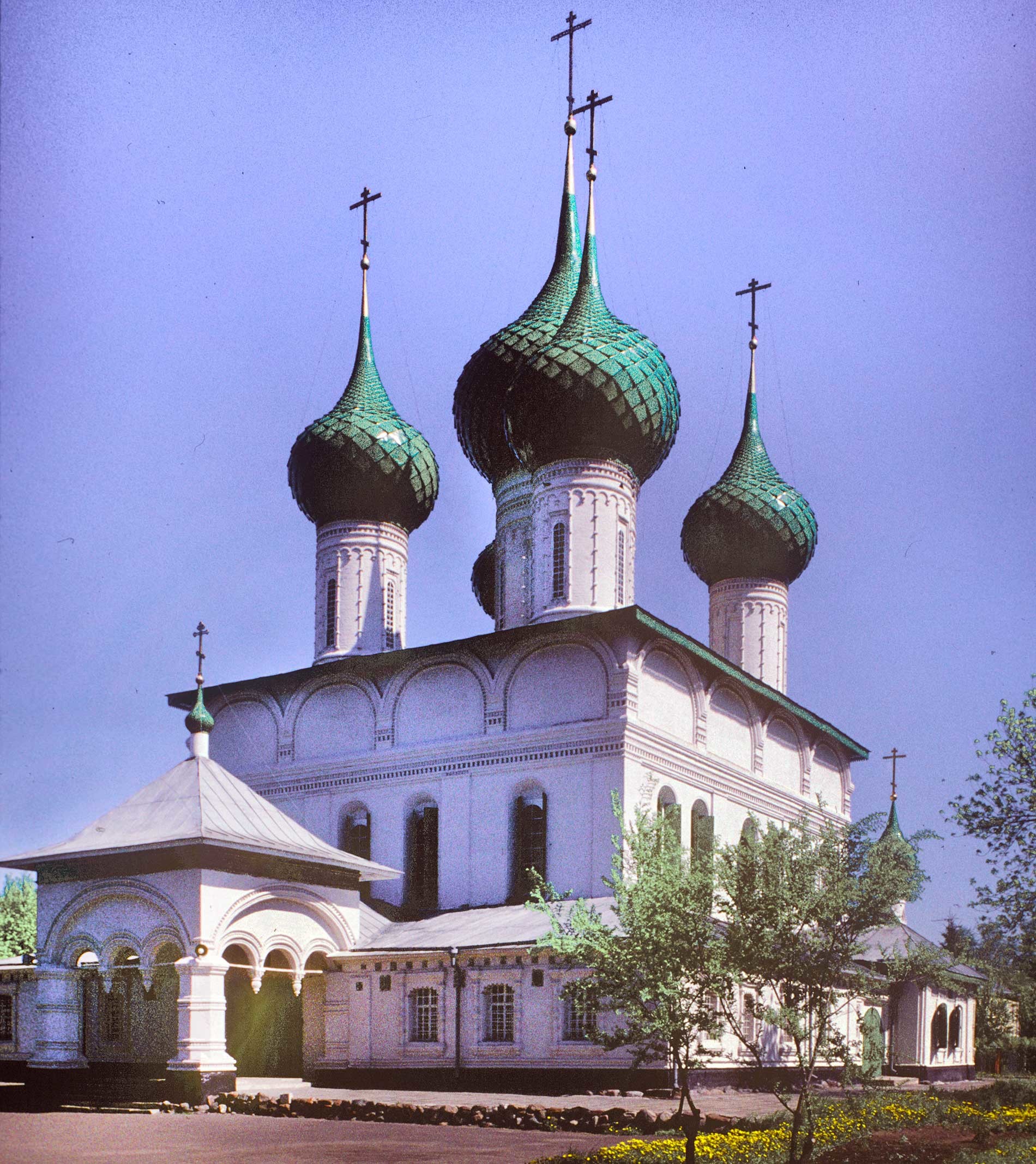 Jaroslavl. Chiesa dell’Icona della Vergine di San Teodoro. Vista sud-ovest. 22 maggio 1996