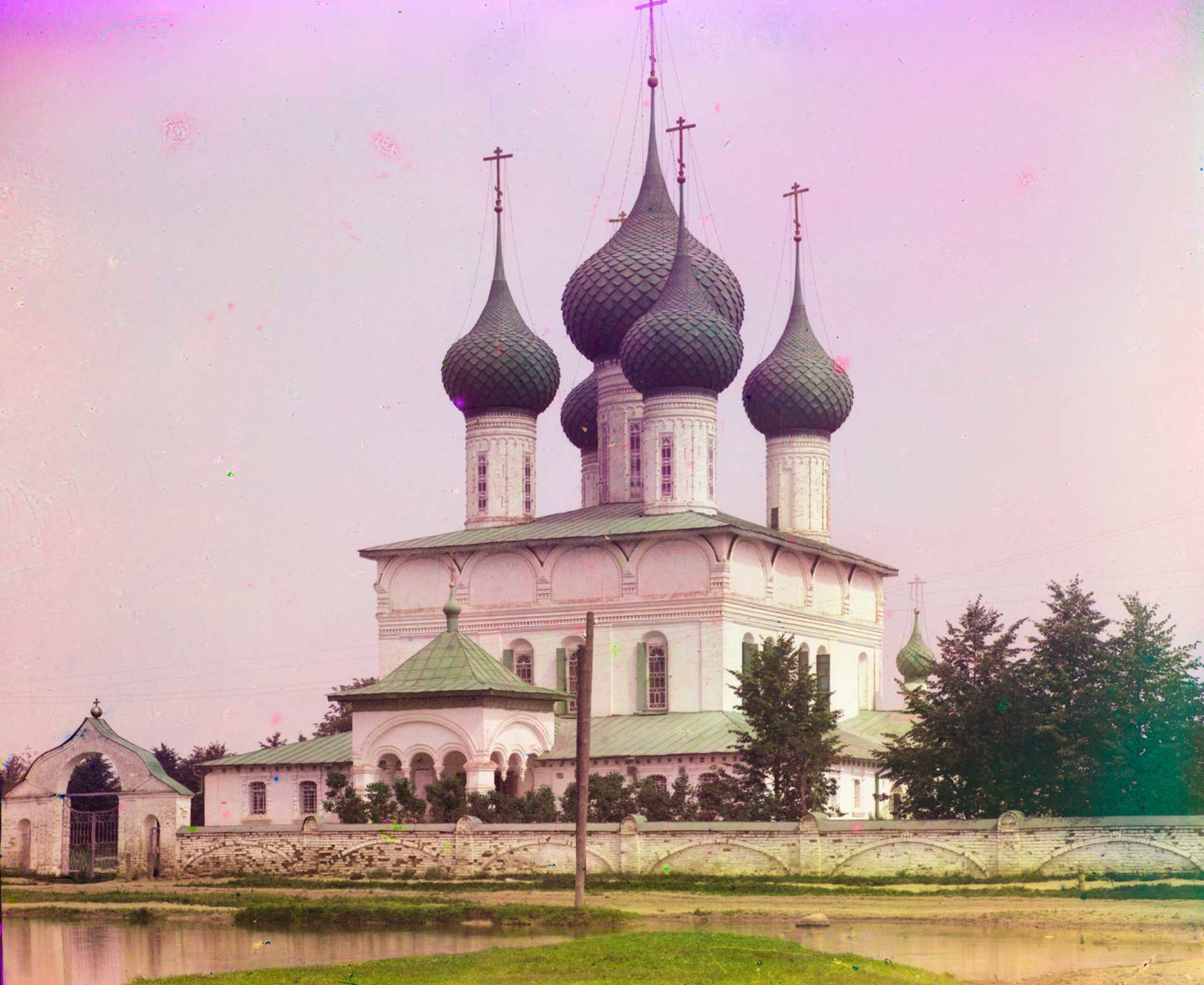 Jaroslavl. Chiesa dell’Icona della Vergine di San Teodoro. Vista sud-ovest. Estate 1911