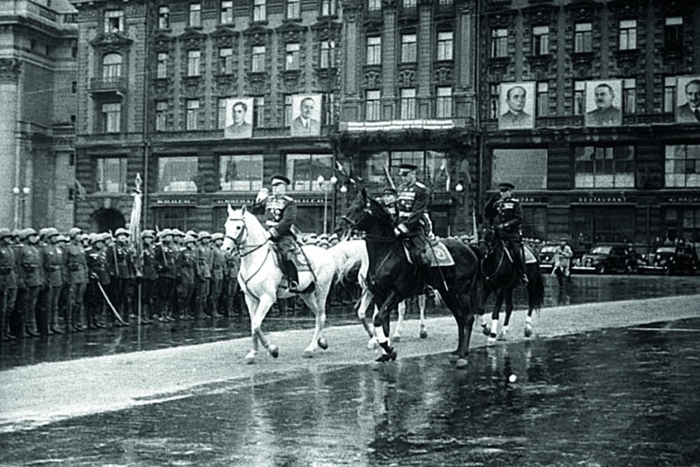 Константин Константинович Рокосовски, маршал Совјетског Савеза, двоструки Херој Совјетског Савеза