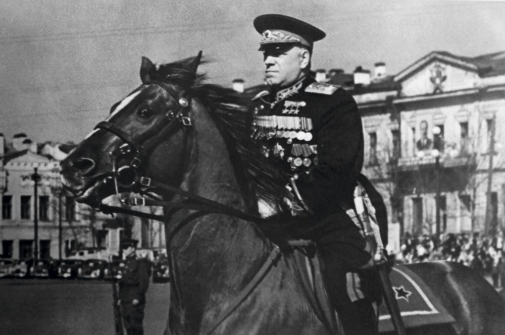 Георгиј Константинович Жуков, маршал Совјетског Савеза, четвороструки Херој Совјетског Савеза.