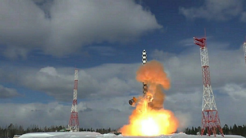 Лансирање на ракета „Сармат“ од космодромот Плесецк.