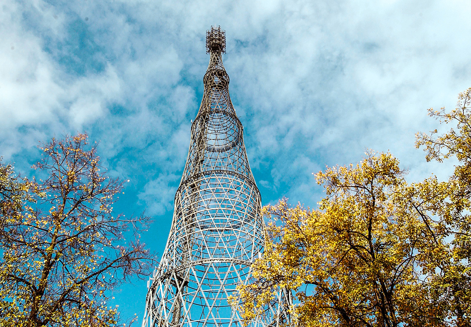 Der Schabolowka-Turm in Moskau