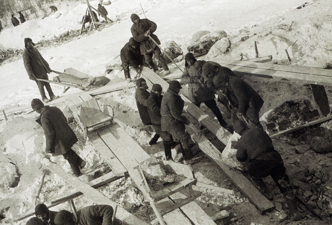 Construction du canal Baltique-Mer Blanche, 1933