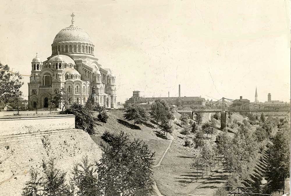 La cathédrale navale de Kronstadt flambant neuve, années 1910. Photographe inconnu
