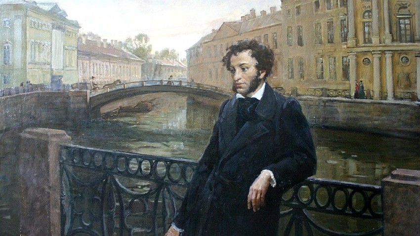 Пушкин на реката Мојка во Санкт Петербург. 