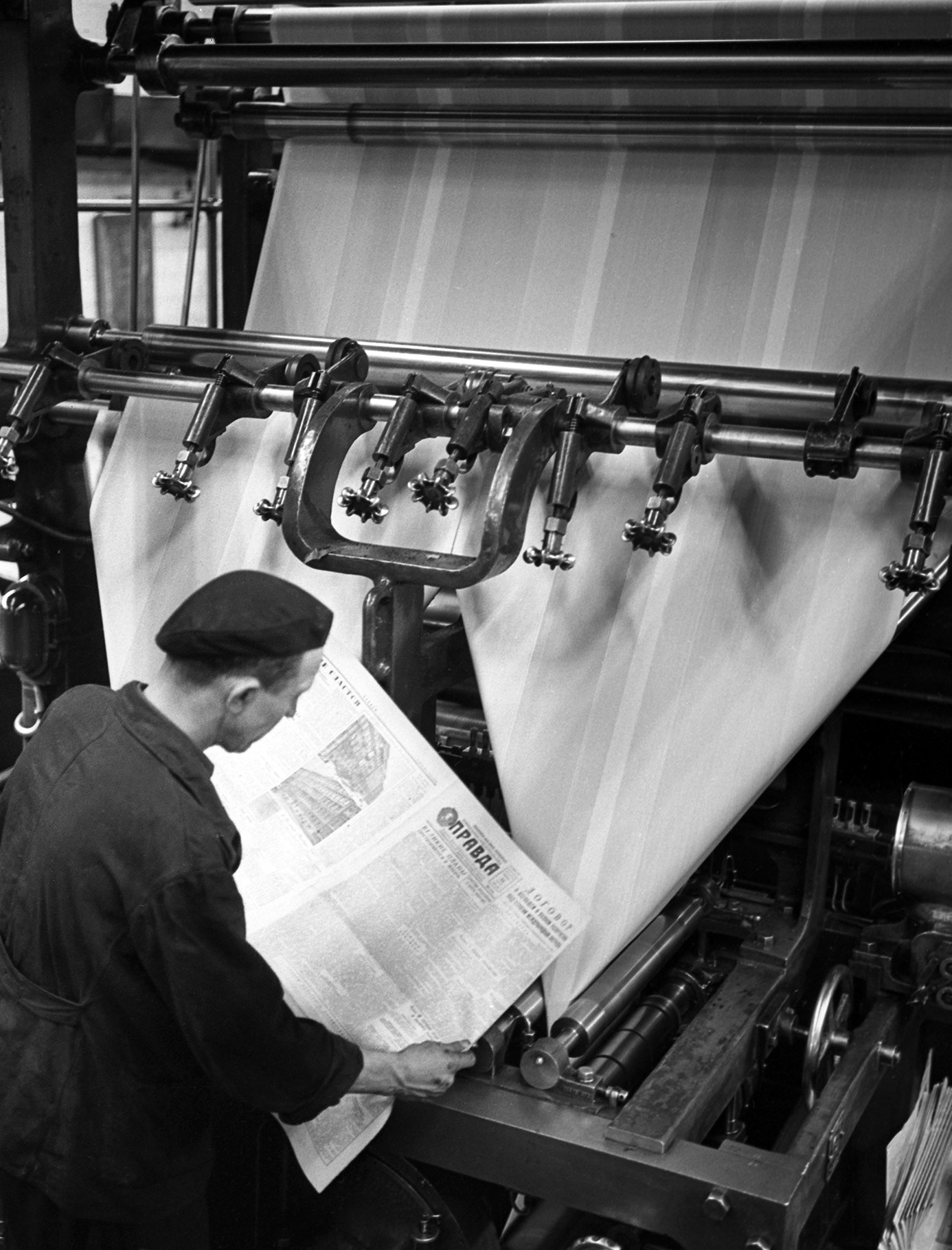 Banyak pencetakan yang dilakukan di masa Uni Soviet.
