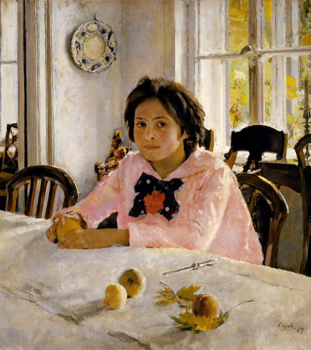„Das Mädchen mit den Pfirsichen” von Walentin Serow, 1887. Auf dem Gemälde ist die Tochtervon Sawwa Mamontow, Wera, zu sehen.