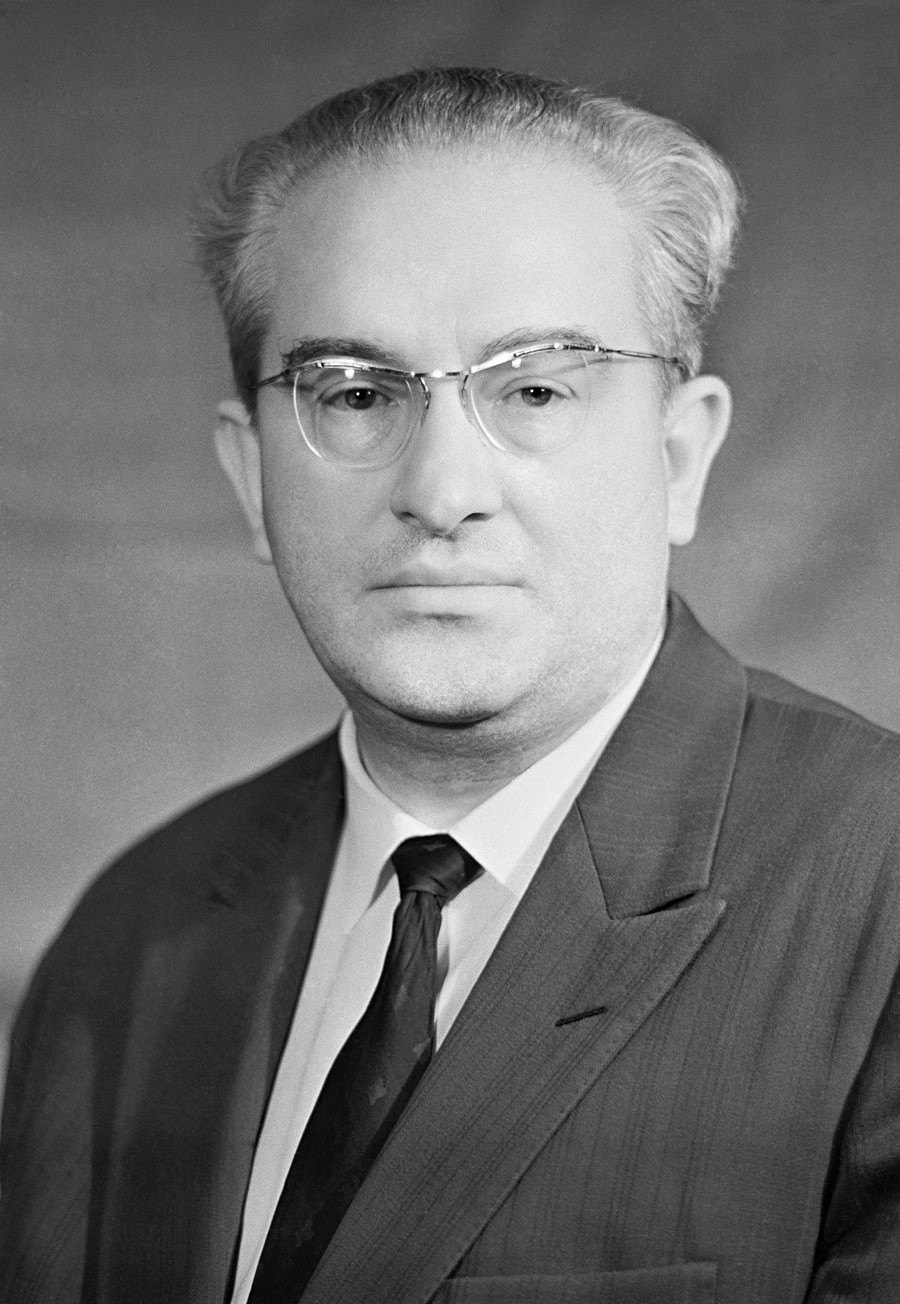 ユーリー・アンドロポフ氏、1962年