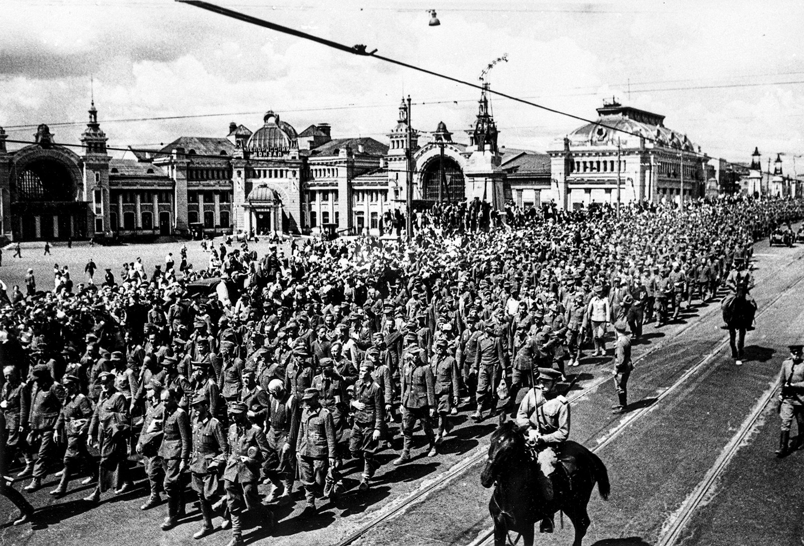 Велики отаџбински рат, заробљени Немци на улици Горког, Москва.