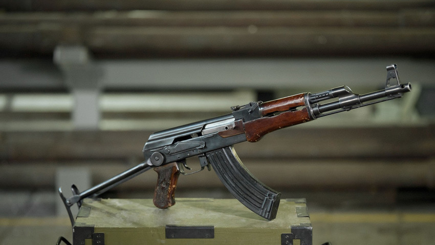 Wie werden die Kalaschnikows hergestellt? (VIDEO) Russia Beyond DE